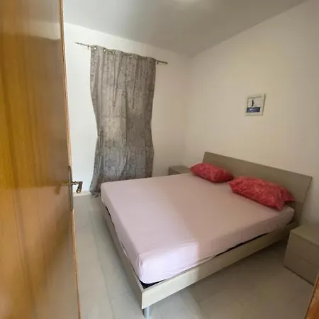 Holiday home Viola *